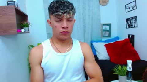 Lucas Luxx online show from February 13, 1:51 pm