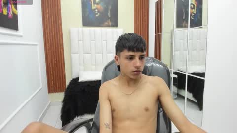 Snapshot of lucas_rivass chatting on November 30, 11:53 pm LUCAS RIVAS online show from November 30, 11:53 pm