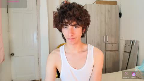 lucas_xo online show from November 16, 4:07 am