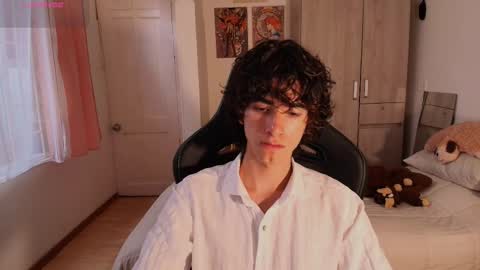 lucas_xo online show from December 14, 9:41 pm