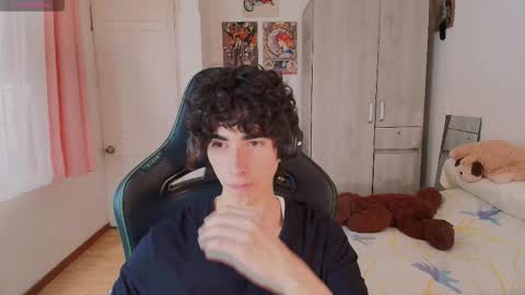 lucas_xo online show from March 26, 6:24 pm