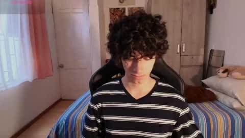 lucas_xo online show from April 12, 8:58 pm