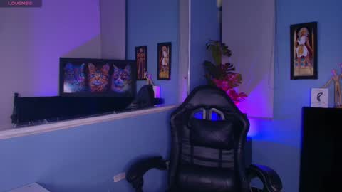 Snapshot of lucascarterr chatting on November 4, 4:00 am lucascarterr online show from November 4, 4:00 am