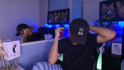 Snapshot of lucascarterr chatting on November 12, 4:46 am lucascarterr online show from November 12, 4:46 am