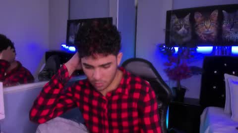 Snapshot of lucascarterr chatting on November 13, 4:11 am lucascarterr online show from November 13, 4:11 am