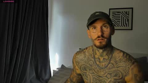 lucasexclusive online show from January 14, 7:14 am