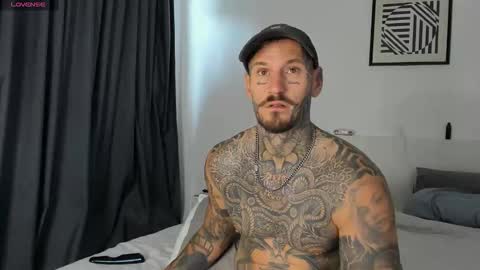 lucasexclusive online show from January 19, 5:22 am