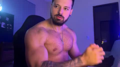 lucasfit24 online show from November 25, 2:33 am