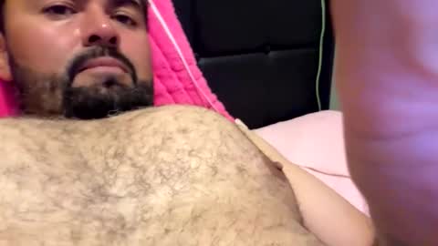 lucasmagana85 online show from April 25, 7:55 am