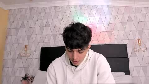 Lucasopry online show from April 10, 1:27 pm