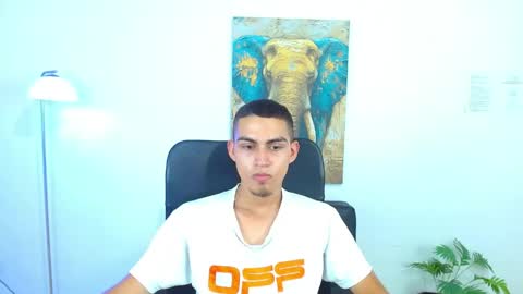 Lucas online show from April 13, 8:25 pm