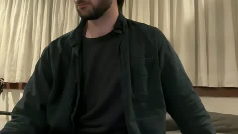 lucca_d123 online show from April 13, 5:46 am