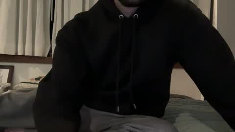 lucca_d123 online show from April 20, 5:54 am