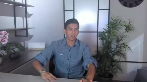 Lucca Moreti online show from March 21, 3:44 am