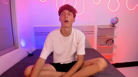 Snapshot of luccas_ferreira chatting on November 2, 7:05 pm Luccas Ferreira online show from November 2, 7:05 pm