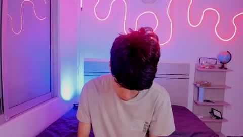 Snapshot of luccas_ferreira chatting on November 17, 7:08 pm Luccas Ferreira online show from November 17, 7:08 pm