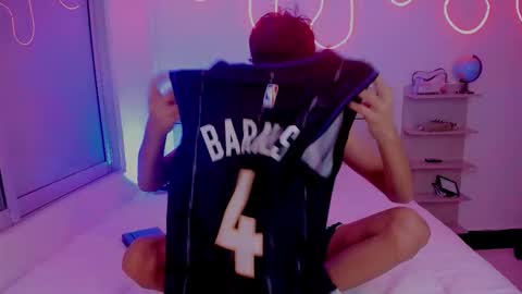 Snapshot of luccas_ferreira chatting on December 2, 7:53 pm Luccas Ferreira online show from December 2, 7:53 pm