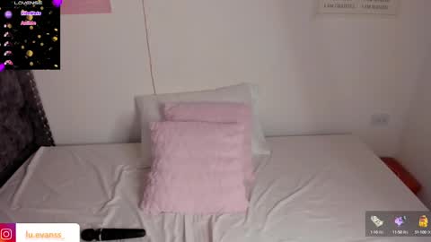 Snapshot of lucero_evanss chatting on January 27, 11:22 pm Lucero online show from January 27, 11:22 pm