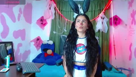 lucessita online show from October 18, 4:37 am