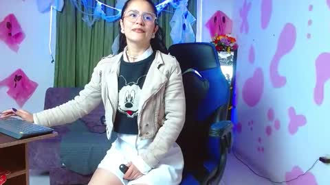 lucessita online show from October 19, 2:12 am