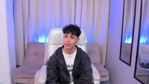 Lucho online show from April 3, 3:59 am