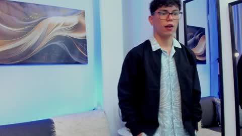 Lucho online show from April 9, 3:50 am