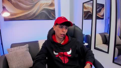 Lucho online show from April 10, 3:56 am