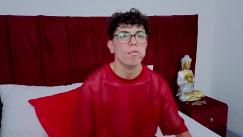 Lucho online show from April 11, 7:45 am