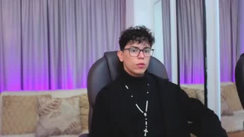 Lucho online show from April 14, 4:07 am