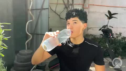 Felipe online show from February 19, 7:21 pm