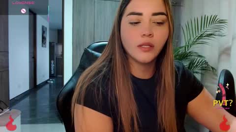 lucia star  online show from February 21, 10:00 pm