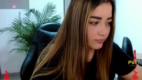 lucia star  online show from March 4, 9:32 pm