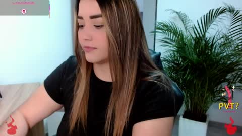 lucia star  online show from April 6, 2:29 pm