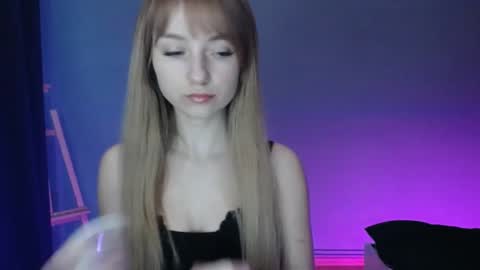 Lucy online show from February 1, 6:21 am