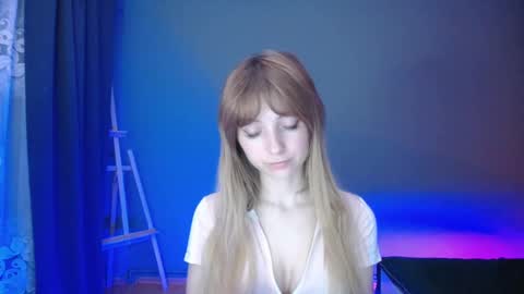 Lucy online show from March 9, 10:19 pm