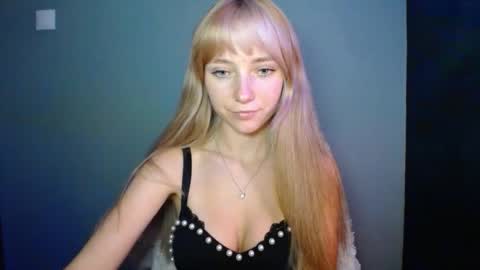 Lucy online show from September 28, 6:24 pm