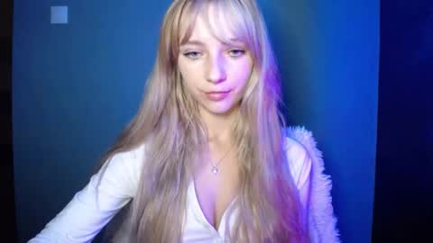 Lucy online show from October 8, 7:00 pm