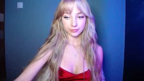 Lucy online show from October 10, 2:38 pm