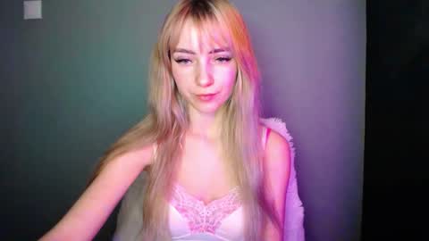 Lucy online show from December 22, 7:49 am