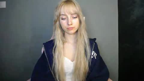 Lucy online show from April 12, 6:24 pm