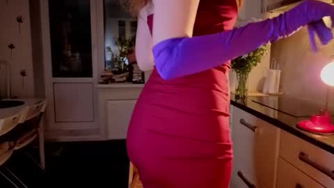 Snapshot of luciacoy chatting on October 31, 7:26 pm Lucia online show from October 31, 7:26 pm