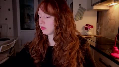 Lucia online show from November 28, 5:15 pm