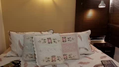 Lucian Morel S online show from November 8, 12:27 pm