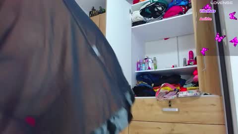 luciana0326 online show from January 16, 10:36 pm