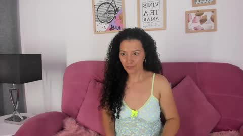 luciana_owens2 online show from January 15, 5:15 pm