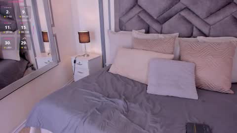    online show from November 15, 7:43 pm