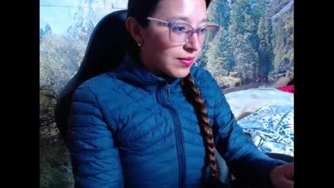 Snapshot of lucianahalen chatting on September 30, 10:15 pm Lucy online show from September 30, 10:15 pm