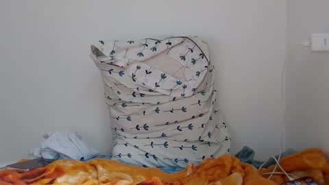 Snapshot of lucianneo chatting on December 3, 3:32 pm LucianNeo online show from December 3, 3:32 pm