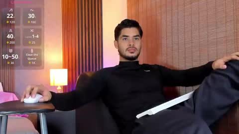 Snapshot of luciano_vitale_ chatting on July 11, 1:03 pm Luciano online show from July 11, 1:03 pm