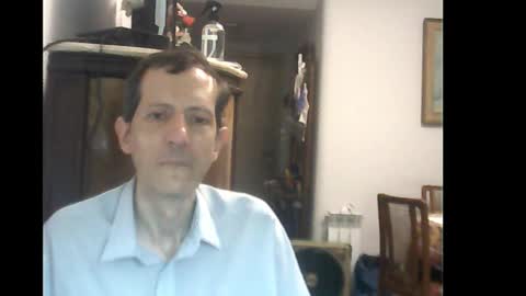 Snapshot of lucianoaxel chatting on February 16, 1:25 am Luciano online show from February 16, 1:25 am